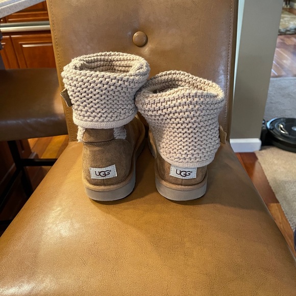 Ugg Boots - Picture 3 of 3